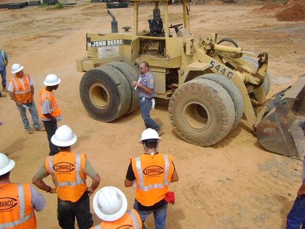 1heavy_equip_safety_train_coman