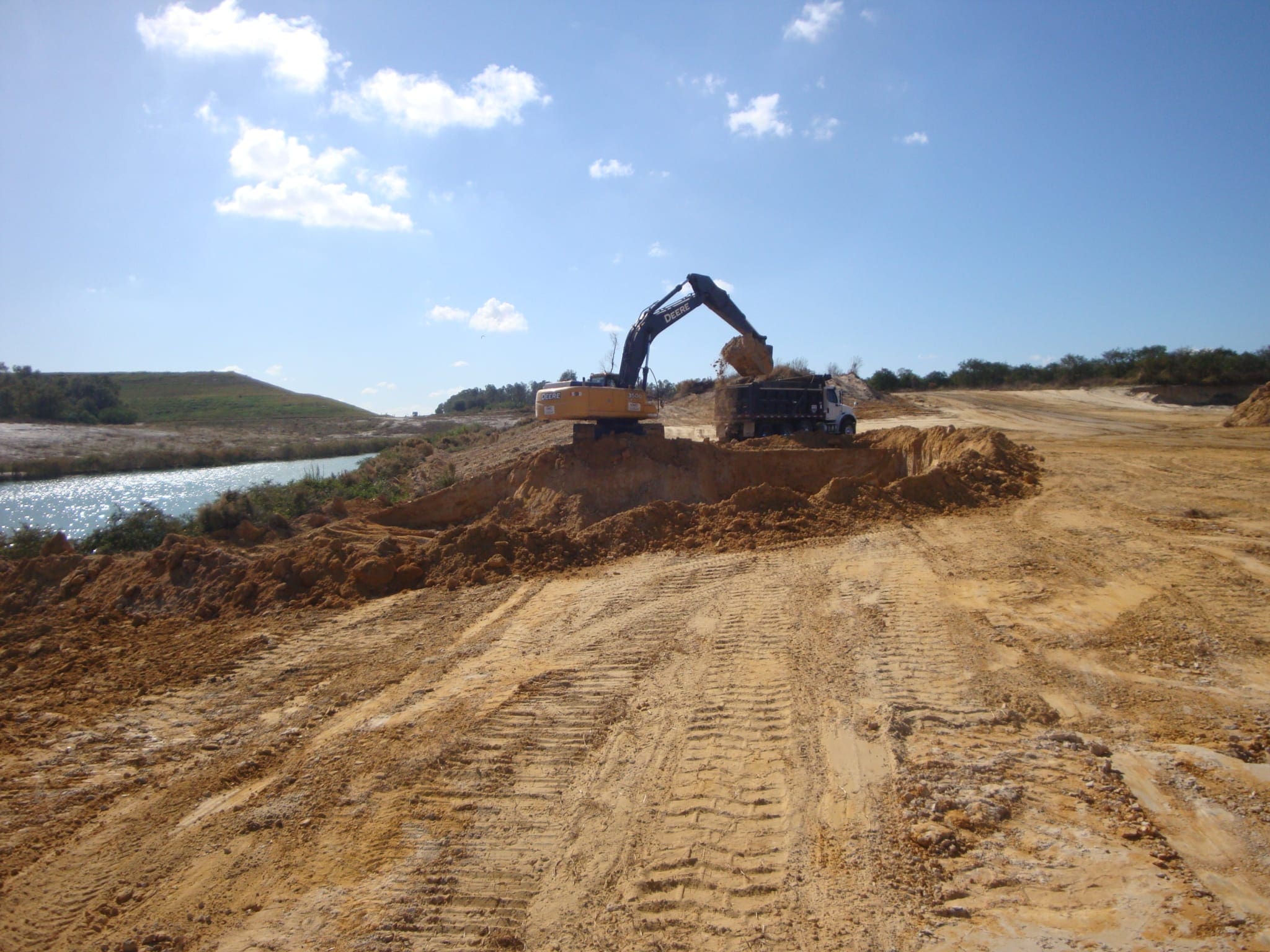 0cedar_trail_cell_6_office_site